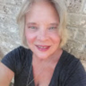 Meet your Posher, Vivian